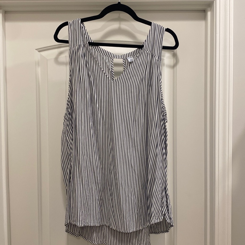 Old navy tank